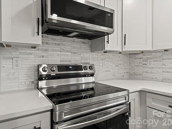 5th image of 358 Orr Dr