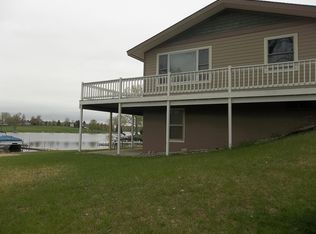 1059 Crown Point Dr, Weidman, MI 48893