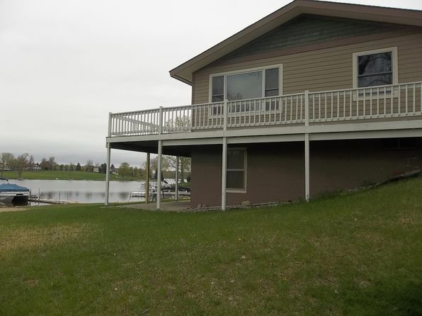 1059 Crown Point Dr
