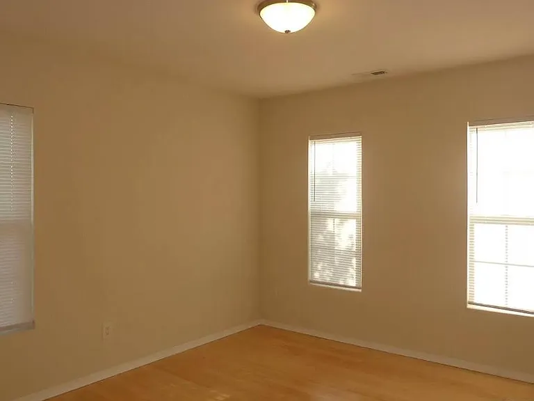 1737 Whirlaway Ct — Photo 9