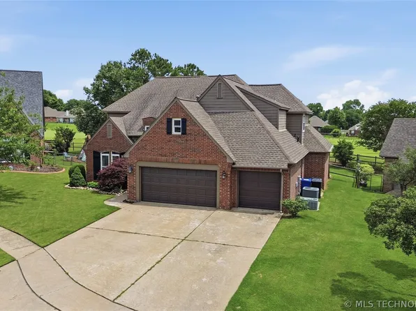 1609 W Helena St, Broken Arrow, OK 74012