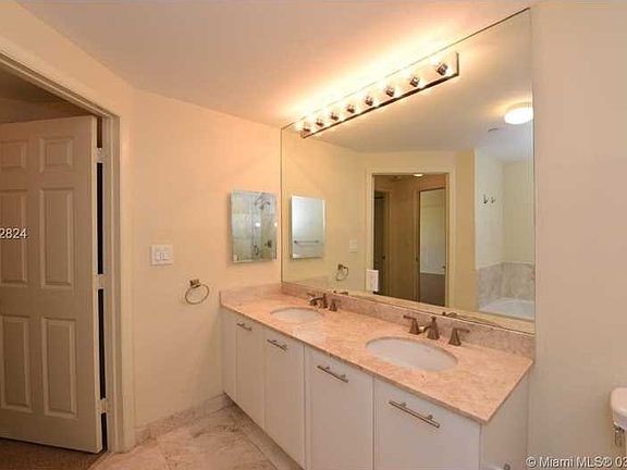 5th image of 510 NW 84th Ave APT 239