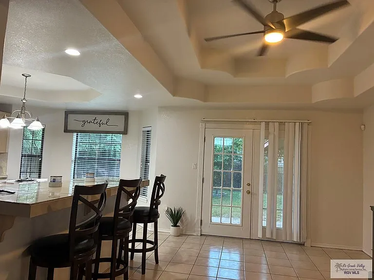 184 Star Ave #7 — Photo 5