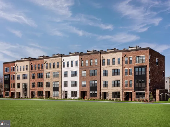 22147 Midmoore Dr, Ashburn, VA 20148