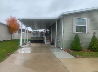 13288 Springfield Way, Hartland, MI 48353