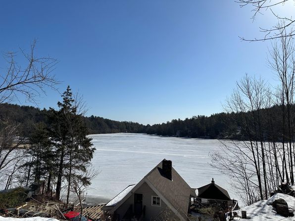 32 Putney Brook Rd, Weare, NH 03281