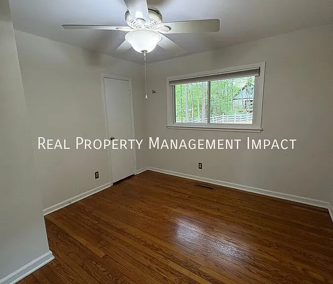 1909 Birmingham Ave — Photo 20