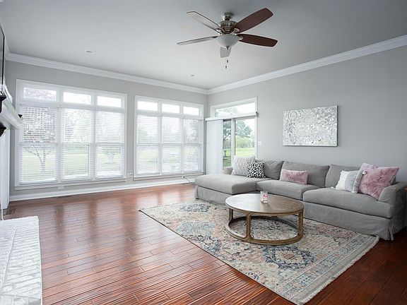 3rd image of 1004 Chetford Dr