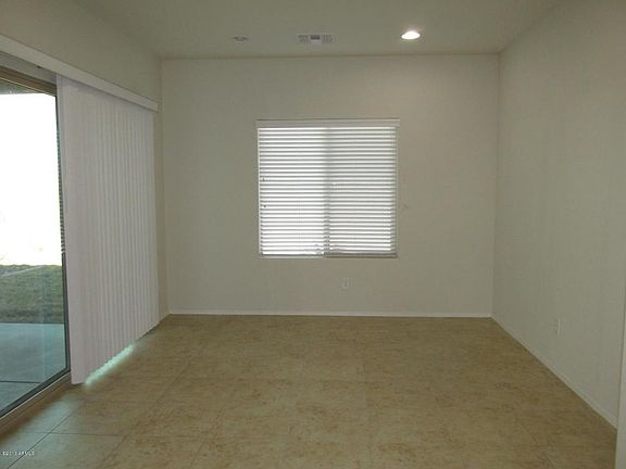 5th image of 3617 N Balboa Dr