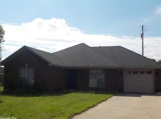 2001 Audley Bolton Dr, Searcy, AR 72143