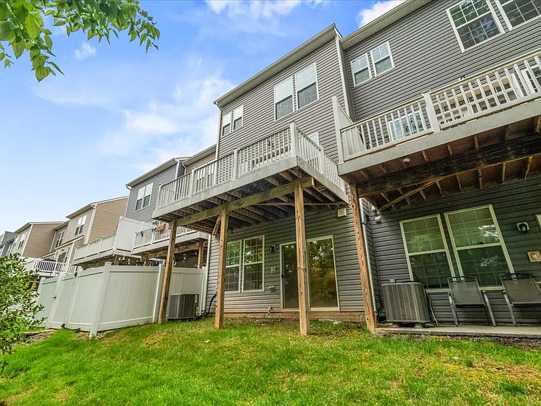 309 Spring Bank Way #1 — Photo 10