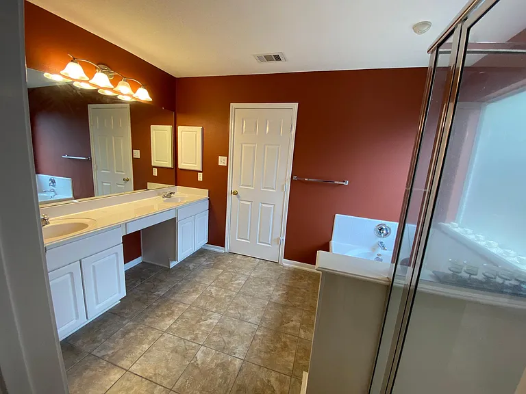 2322 Turnbury Elm Ct — Photo 22