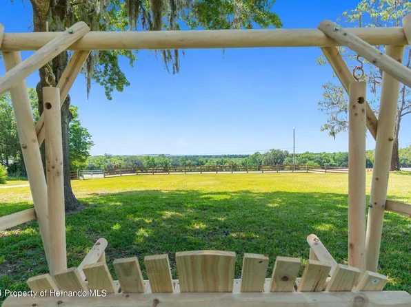 19351 Yontz Rd, Brooksville, FL 34601