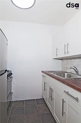 Sold by DSA Realty | media 1