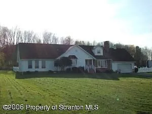 143 Jermyn Dr photo 1