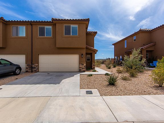 2nd image of 3923 Bella Vista Dr