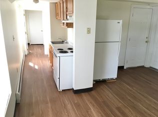 27 Ferry St APT 2E, Manchester, NH 03102