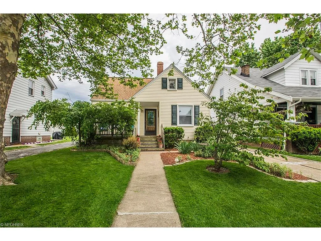13444 Tyler Ave photo 1