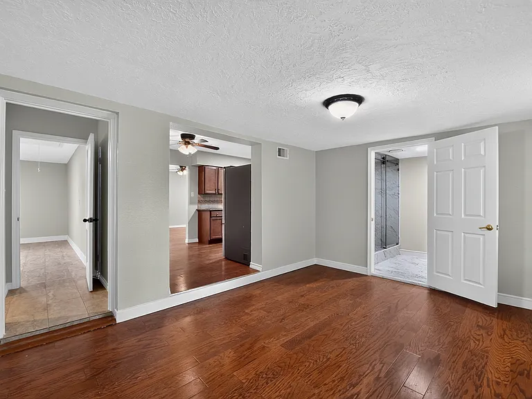 3002 Tanglebriar Dr — Photo 12