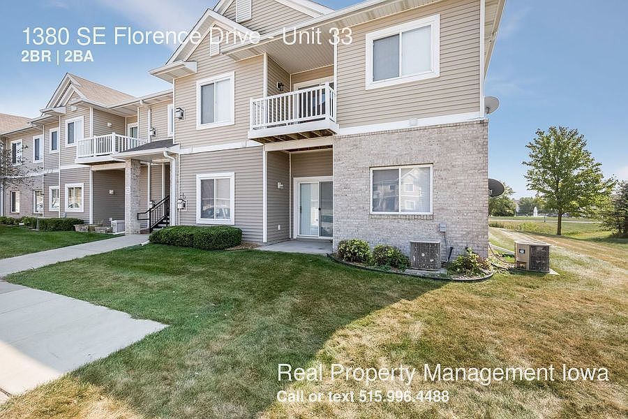 1st image of 1380 SE Florence Dr Unit 33