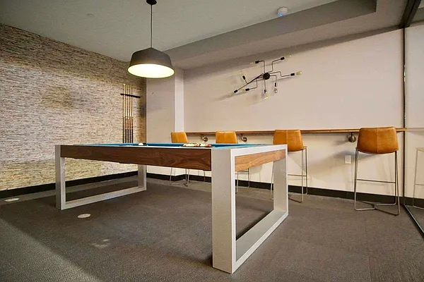 Rented by Lofts and Flats LLC | media 9