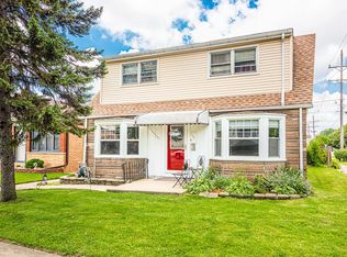 3548 Sarah St, Franklin Park, IL
