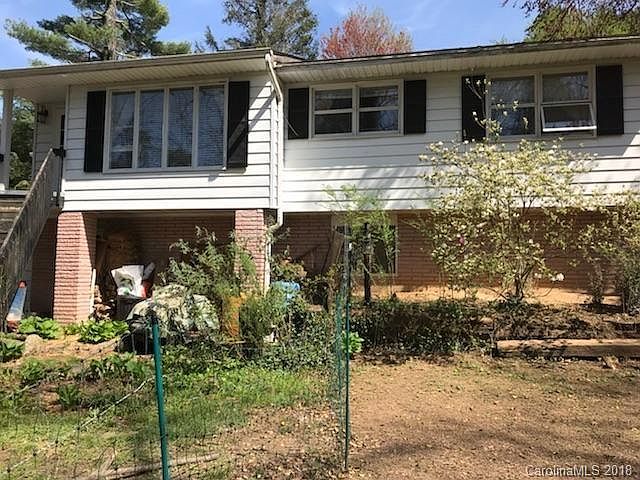 1st image of 206 Kanuga Heights Ln