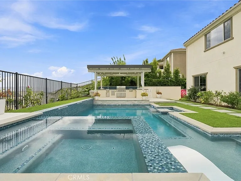 24357 W Clear Creek Pl — Photo 65