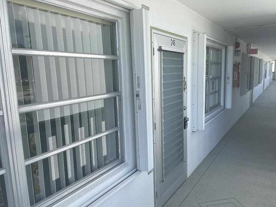 1st image of 246 E Wellington Dr #H