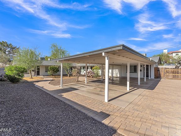 2nd image of 1024 E Mitchell Drive