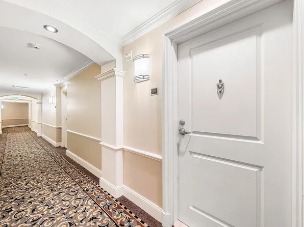 403 S Sapodilla Ave APT 302, West Palm Beach, FL 33401