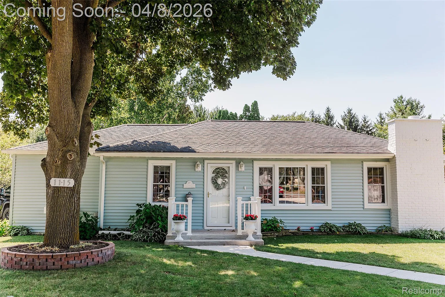 1115 Kingston Ave photo 1