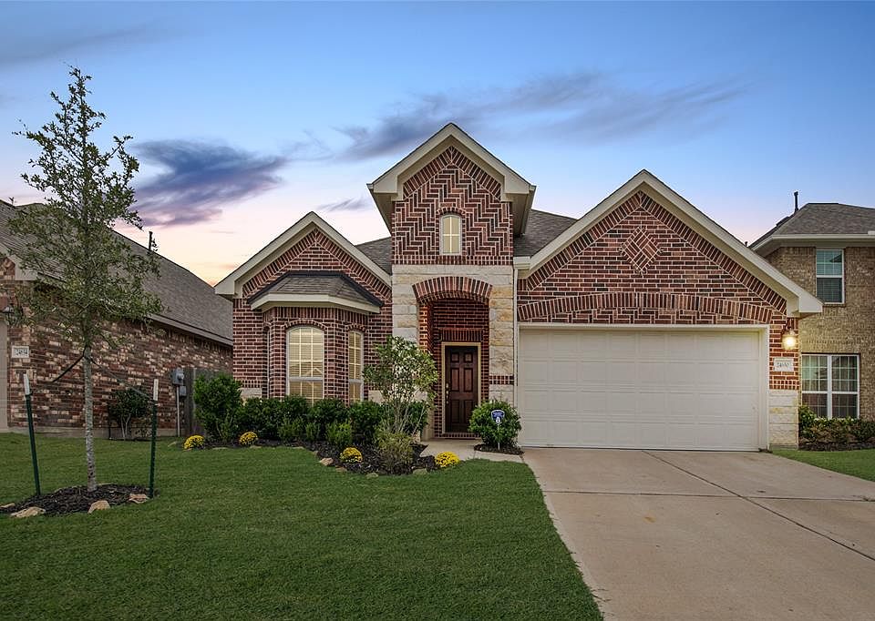1st image of 24650 Lakecrest Pine Trl