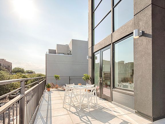 3rd image of 363 Prospect Pl APT 3A