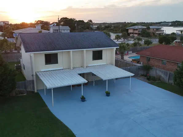 723 Sailfish Dr, Fort Walton Beach, FL 32548