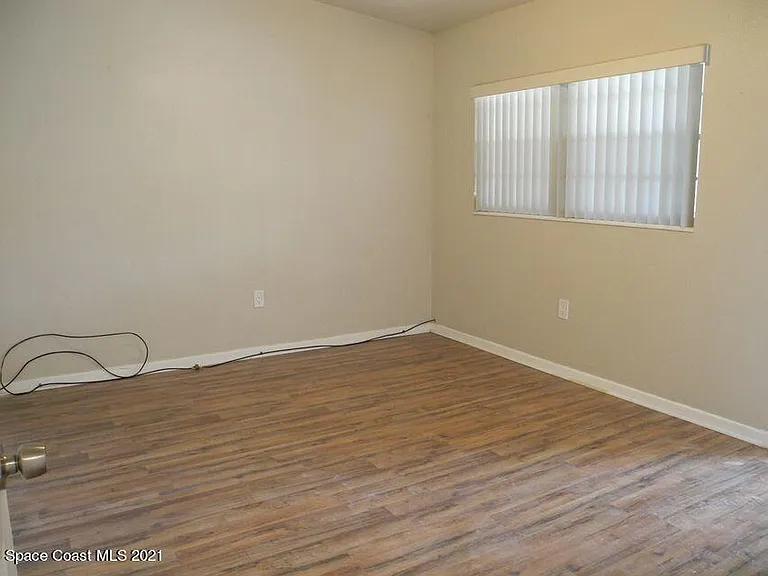 123 Roosevelt Ave #C — Photo 4