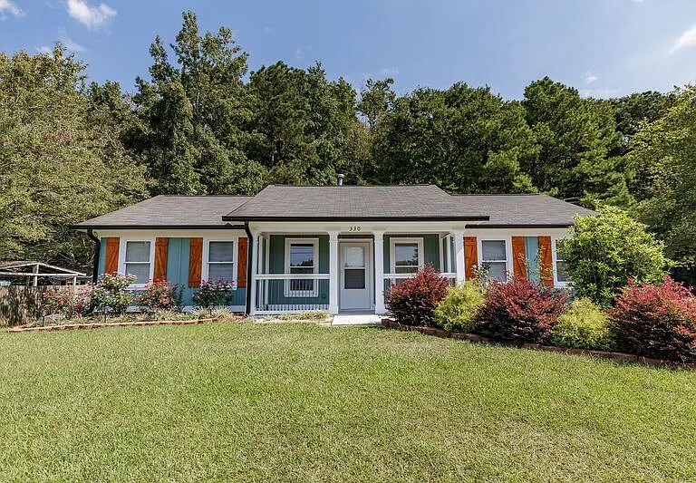 330 Monty Dr — Photo 1