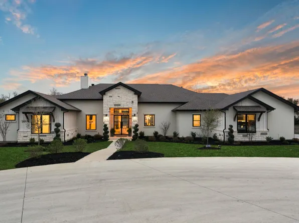 101 Stockman Dr, Dripping Springs, TX 78620