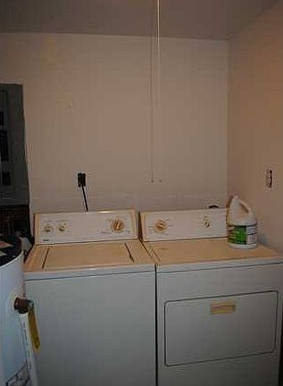 5th image of 2519 Primrose Ave