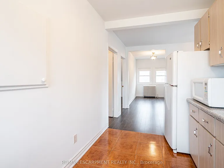 80 Saint Clair Ave #3 — Photo 9