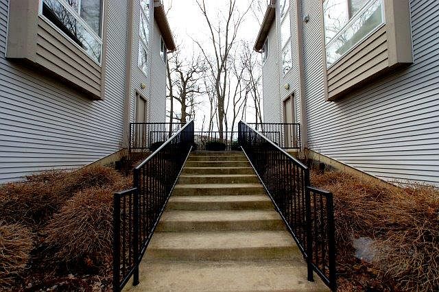 1st image of 641 Diamond Pointe Dr