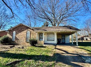 4057 Windermere Dr, Memphis, TN 38128