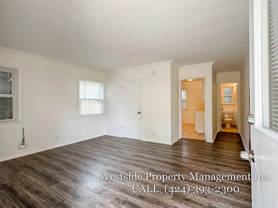 3614 Veteran Ave