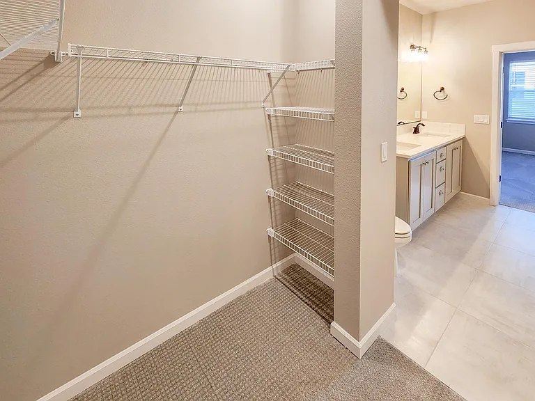 4245 SE Fortress Ln — Photo 27