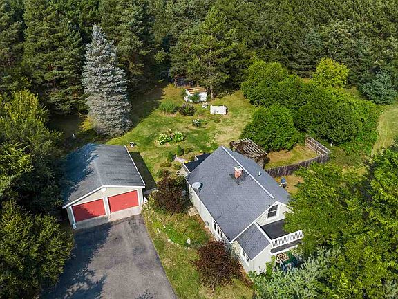 3rd image of 5035 Pickerel Lake Rd