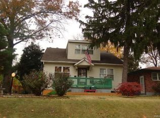6977 Pernod Ave, Saint Louis, MO