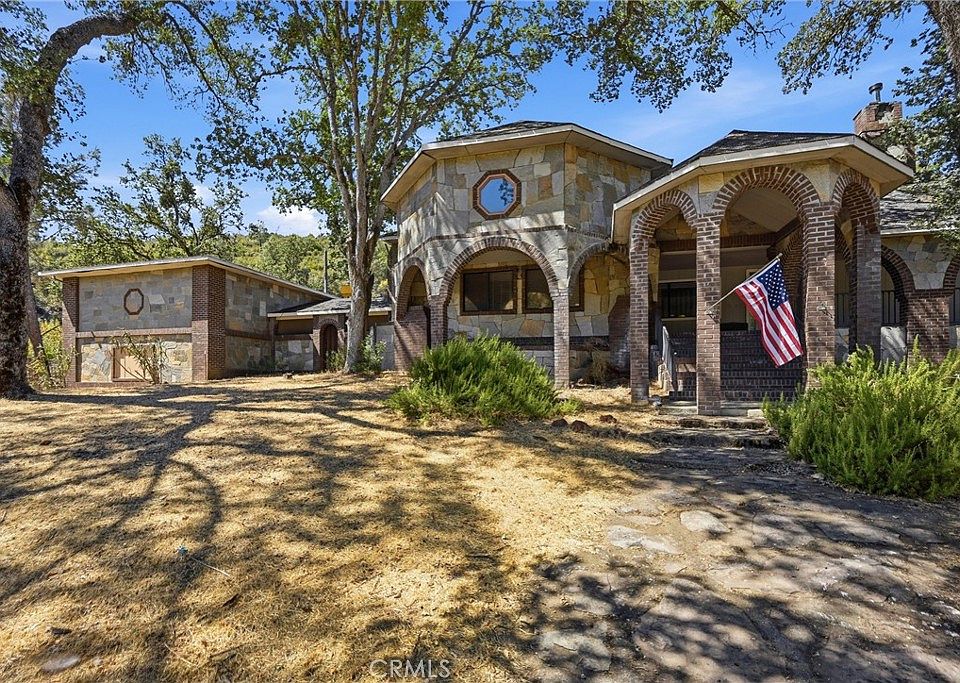 1st image of 3725 Spring Valley Rd