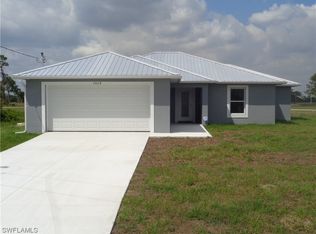 7039 Calder Cir, Labelle, FL 33935