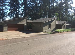 3205 SW Underwood Dr, Portland, OR