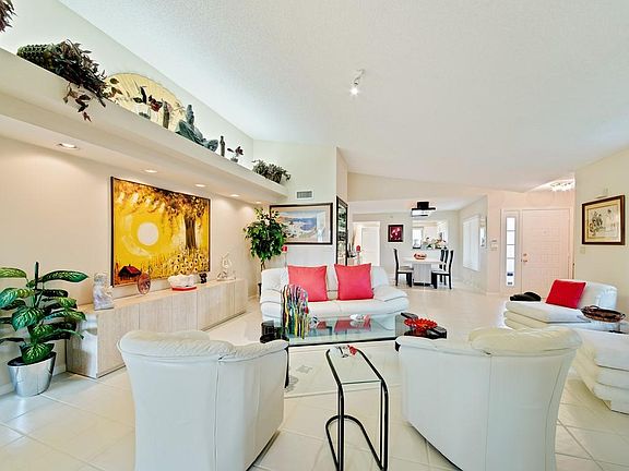 3rd image of 7320 Clunie Pl APT 13904